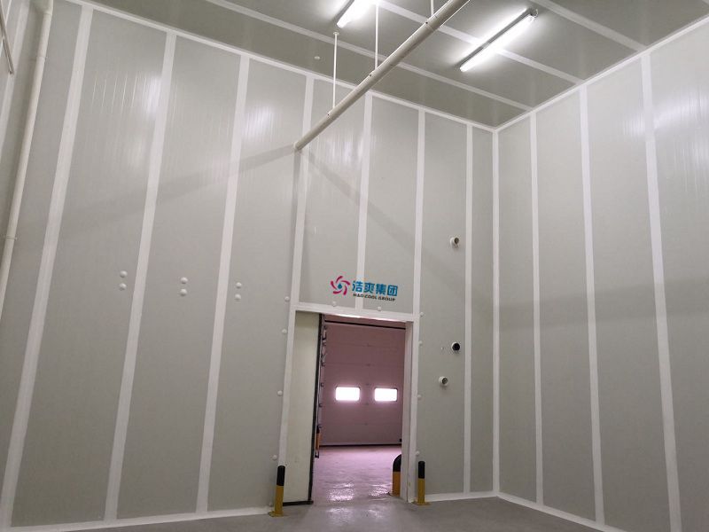 Real shots inside Controlled Atmosphere Cold Storage